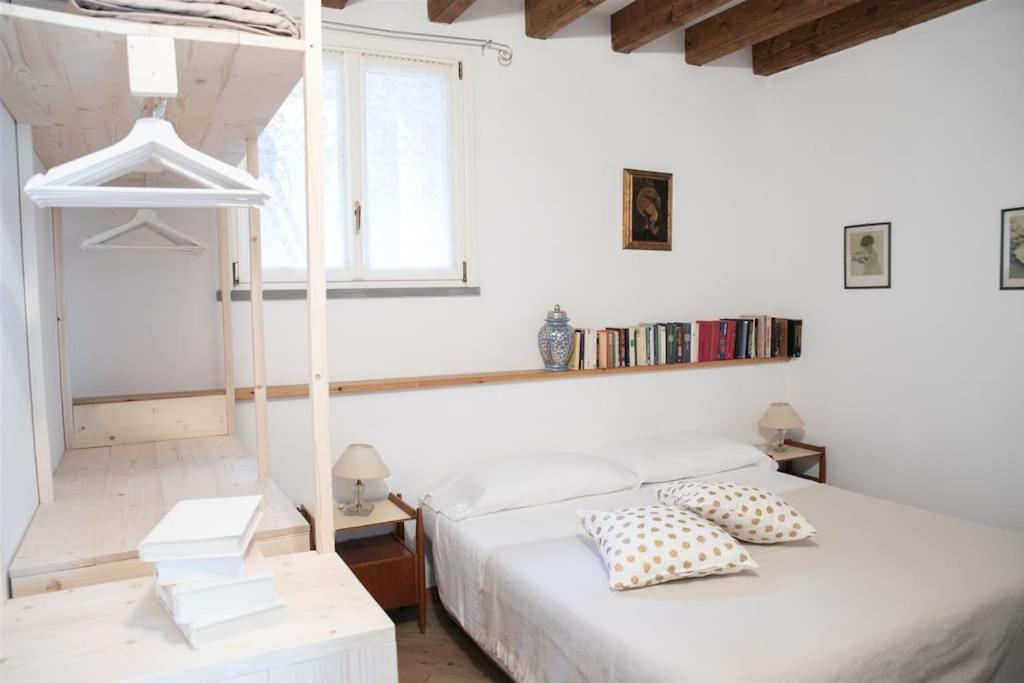 IseoLakeRental - Casa Rododendro Sulzano Bagian luar foto