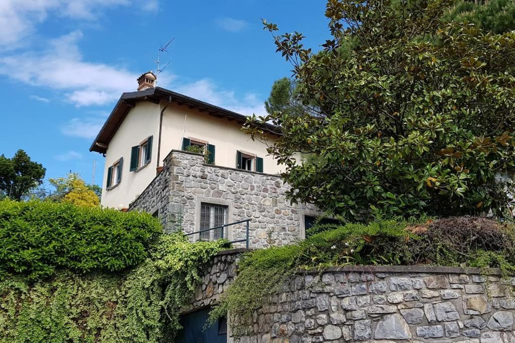 IseoLakeRental - Casa Rododendro Sulzano Bagian luar foto